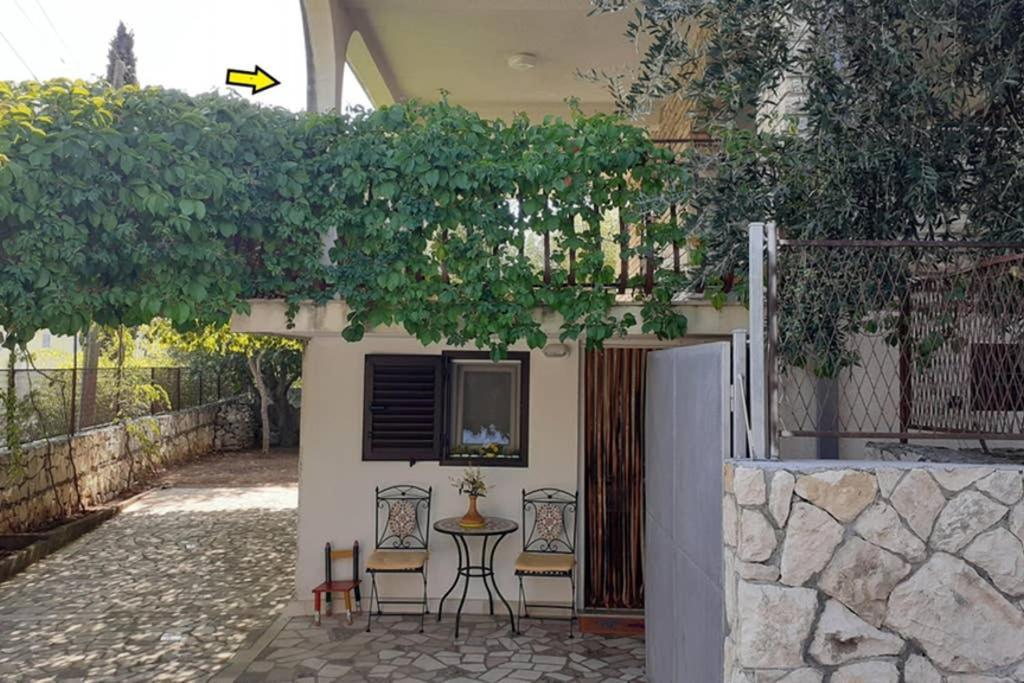 Apartman Mladen Apartment Trogir Exterior photo